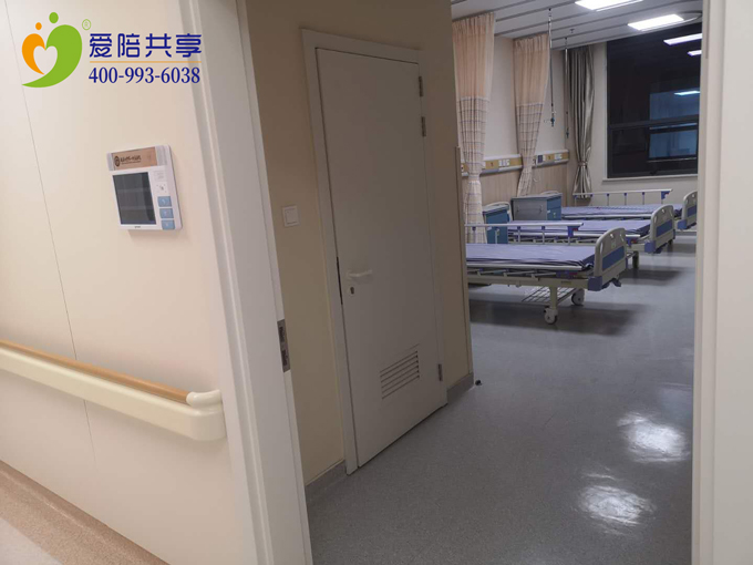 江蘇某州人民醫院引進共享陪護床案例2.jpg